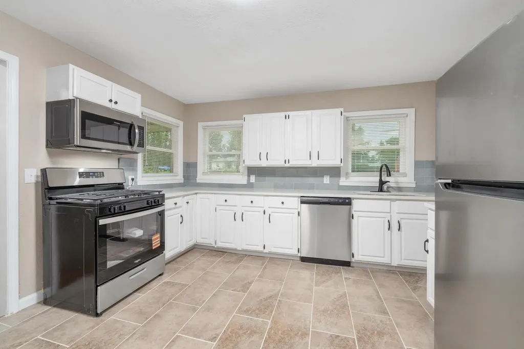 3430 E Crystal Street Wichita KS 67216