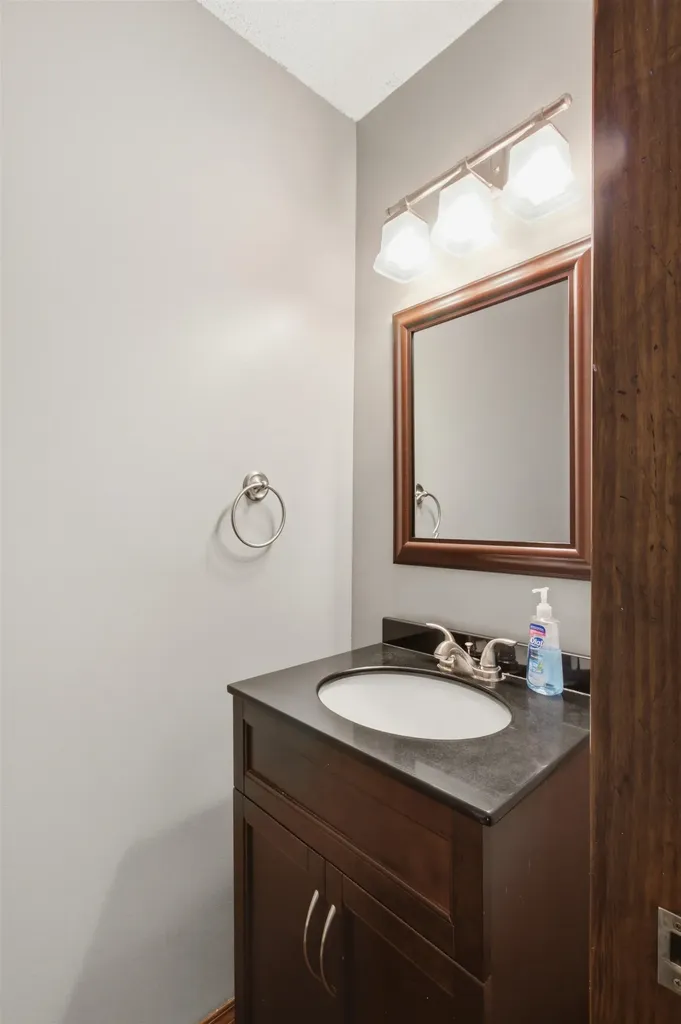 11703 W Nantucket Street Wichita KS 67212