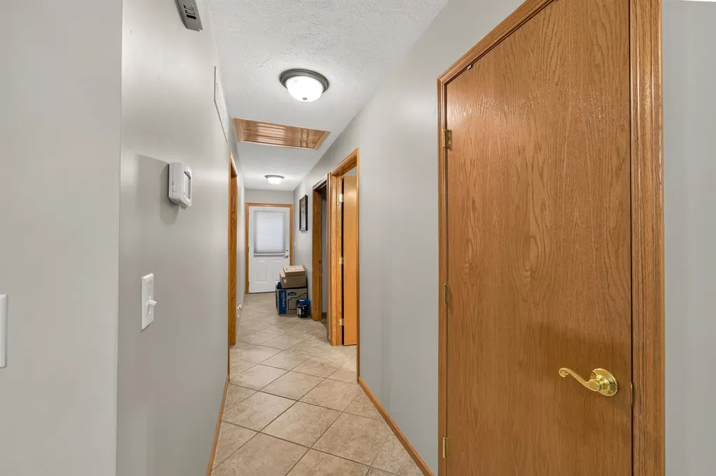 543 S Lorraine Wichita KS 67211