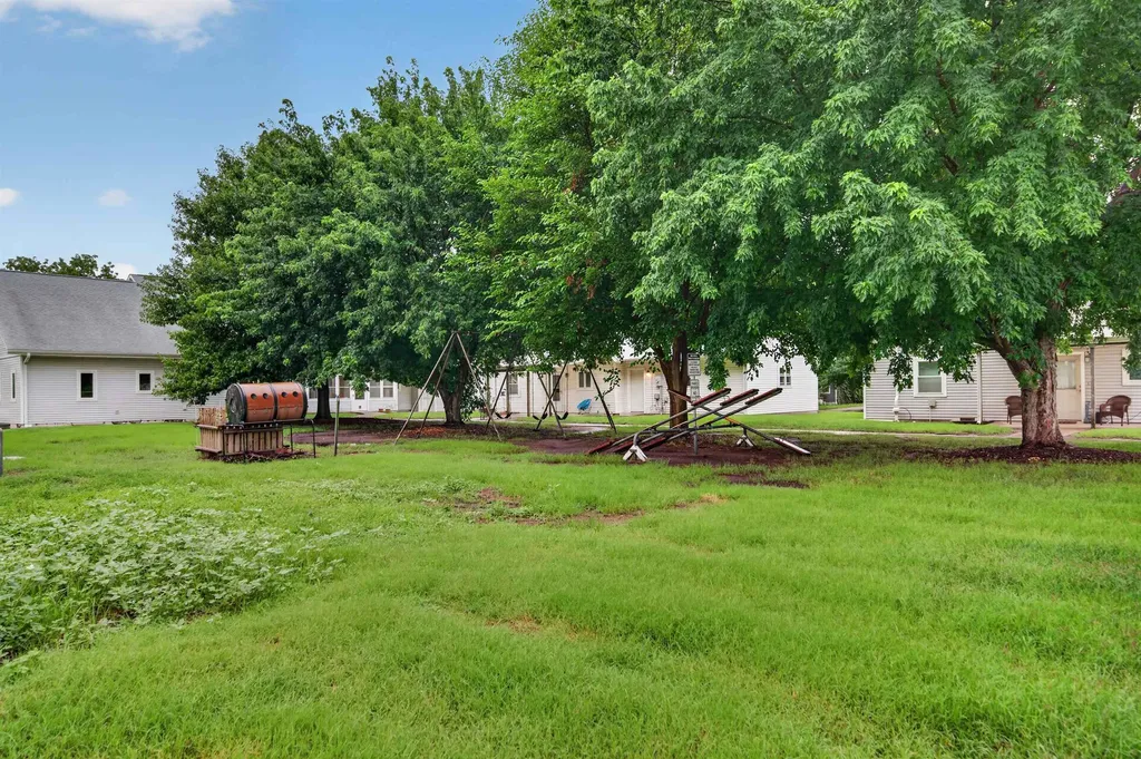 543 S Lorraine Wichita KS 67211