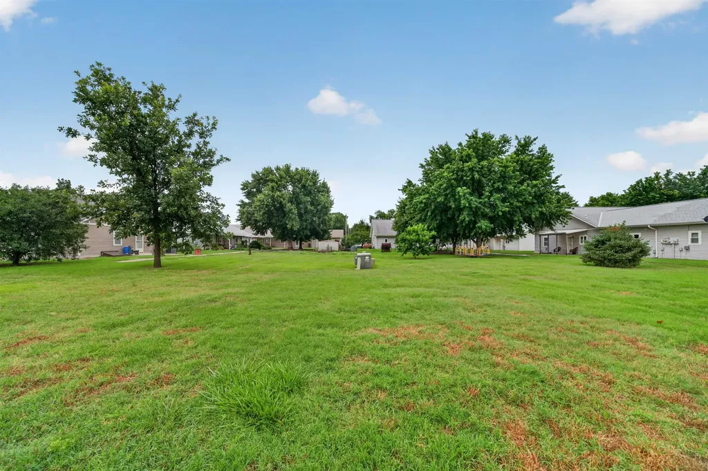543 S Lorraine Wichita KS 67211