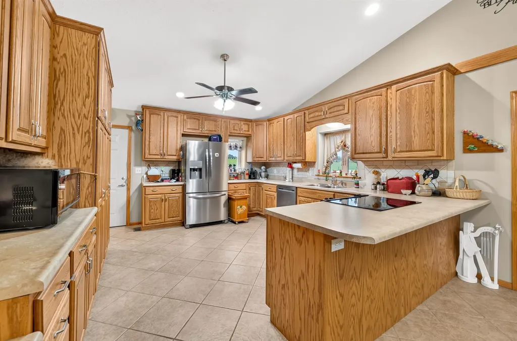 543 S Lorraine Wichita KS 67211