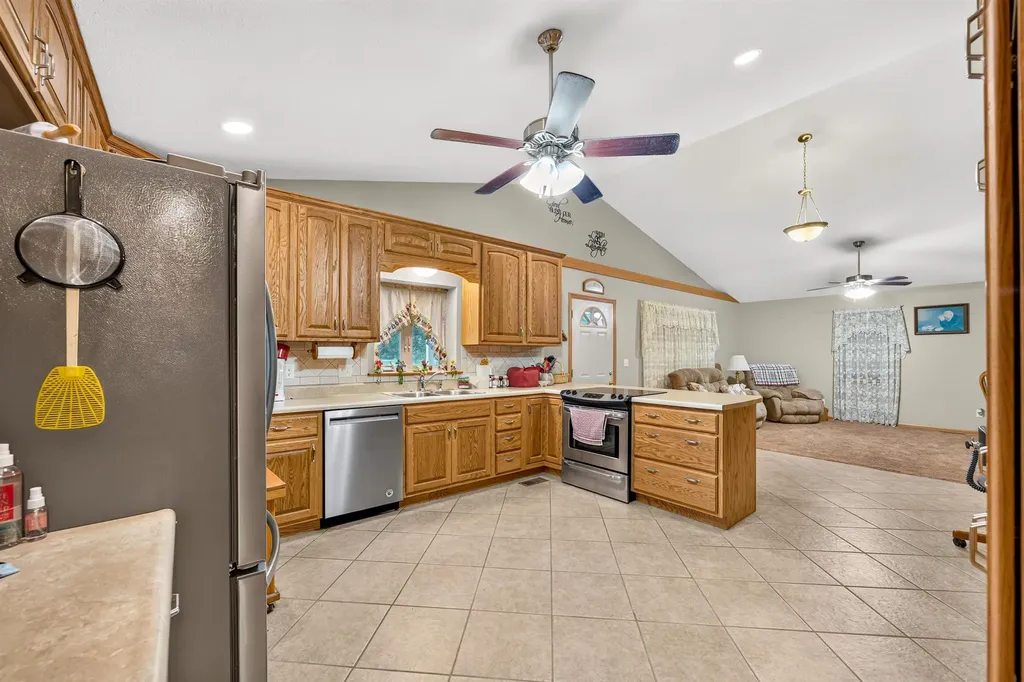 543 S Lorraine Wichita KS 67211
