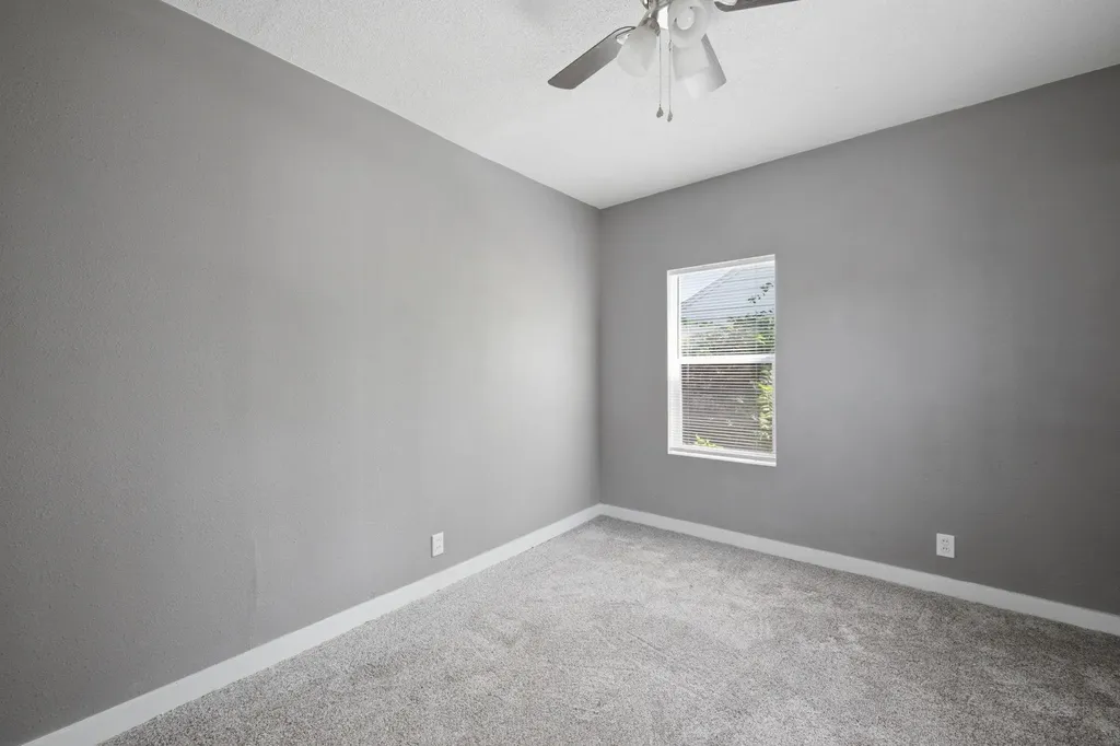 2416 S Pattie Avenue Wichita KS 67216