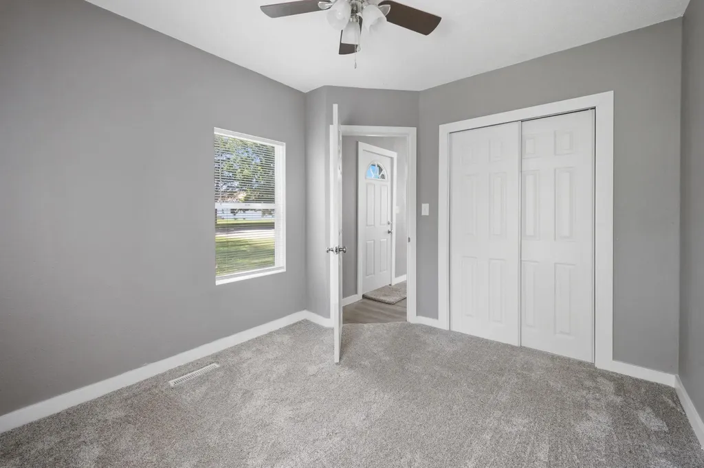2416 S Pattie Avenue Wichita KS 67216
