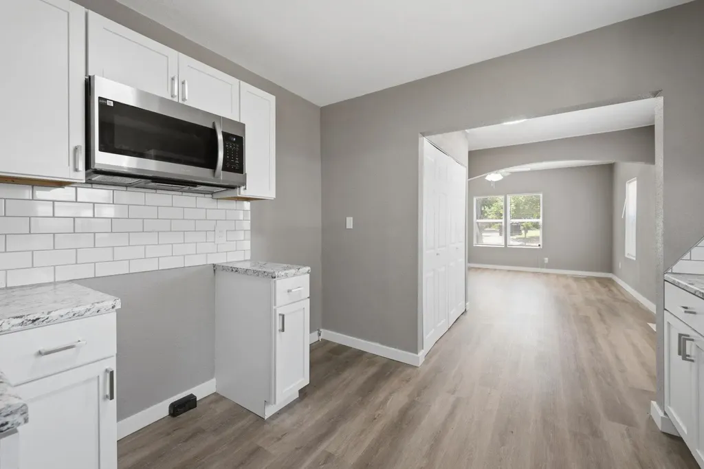 2416 S Pattie Avenue Wichita KS 67216