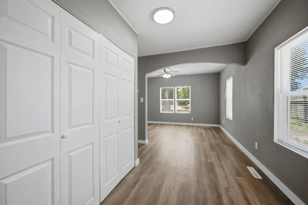 2416 S Pattie Avenue Wichita KS 67216