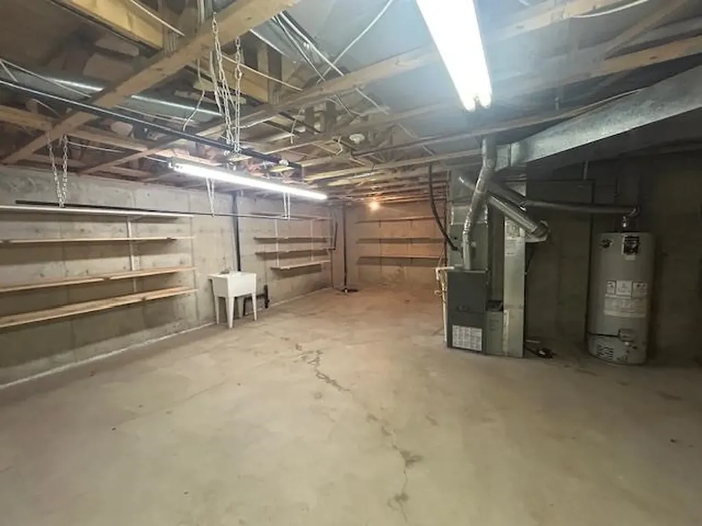 11725 W Alderny Court Wichita KS 67212