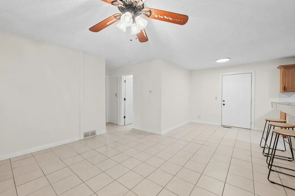457 N High Street Wichita KS 67203-5250