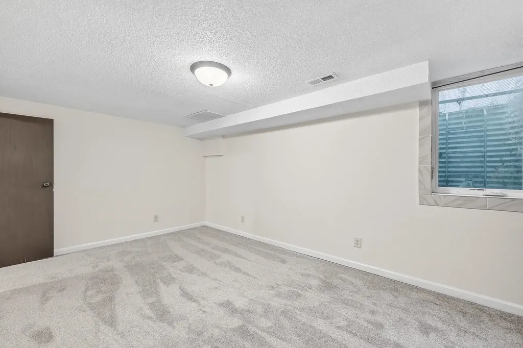 457 N High Street Wichita KS 67203-5250