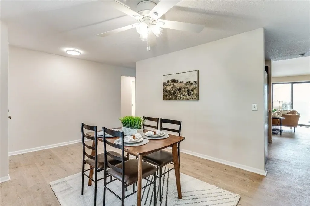 3123 N Brookfield Wichita KS 67226