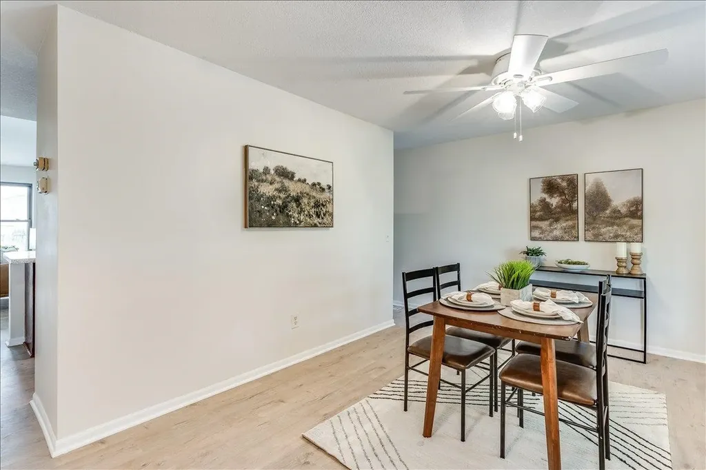 3123 N Brookfield Wichita KS 67226