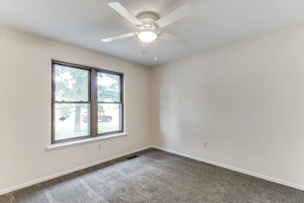 3123 N Brookfield Wichita KS 67226