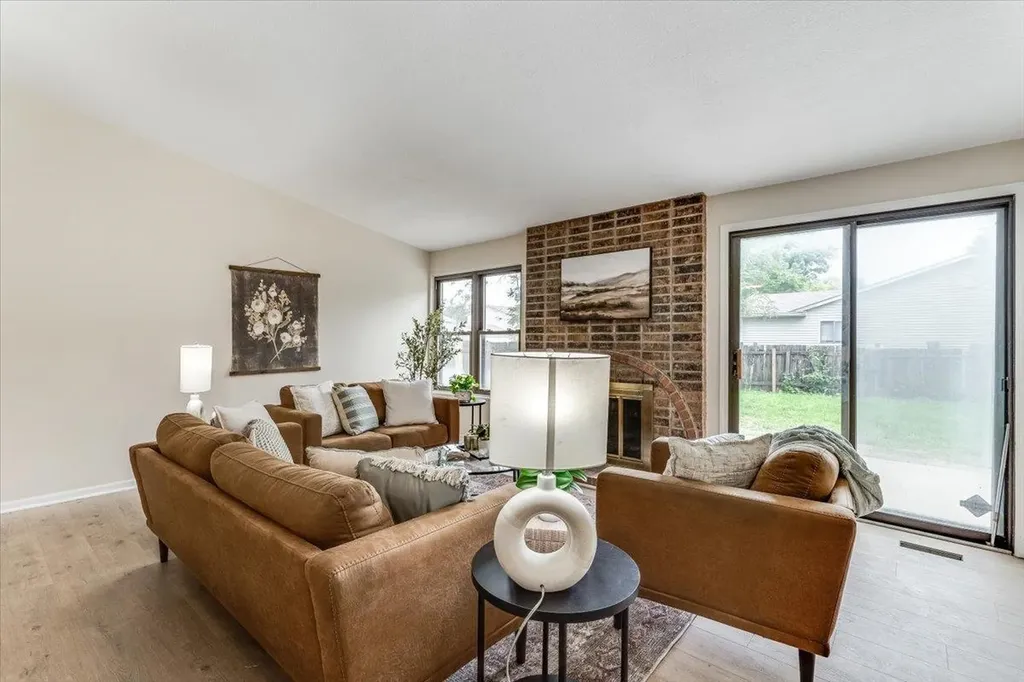 3123 N Brookfield Wichita KS 67226