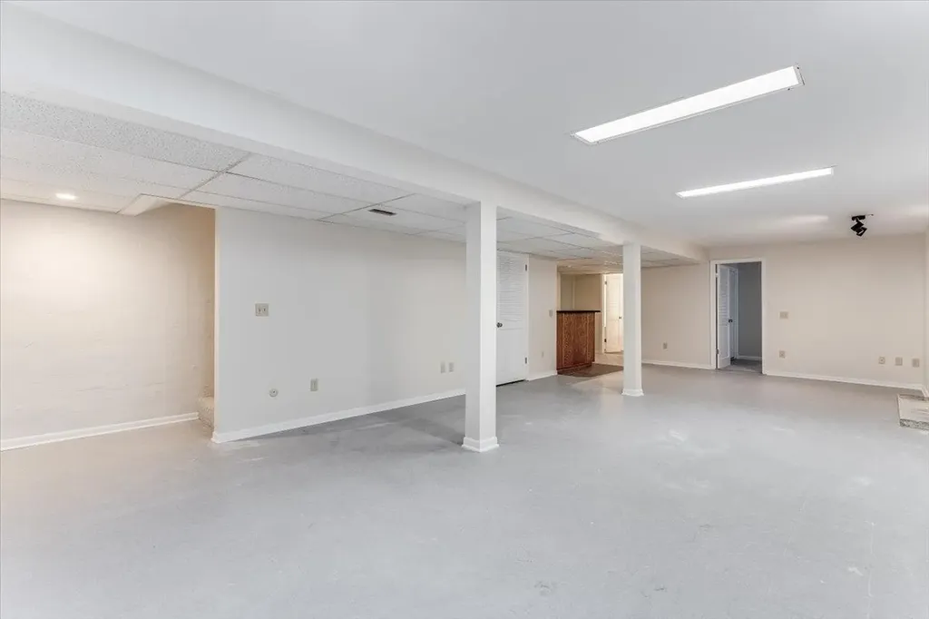 3123 N Brookfield Wichita KS 67226