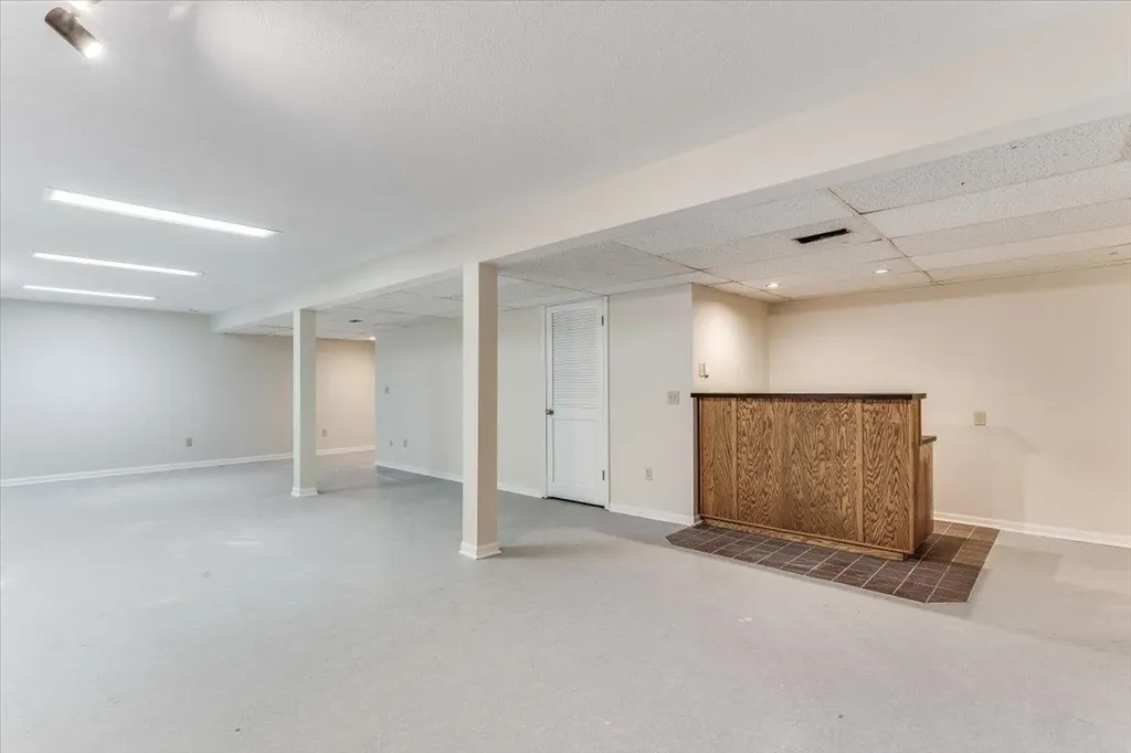 3123 N Brookfield Wichita KS 67226