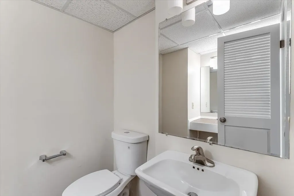 3123 N Brookfield Wichita KS 67226