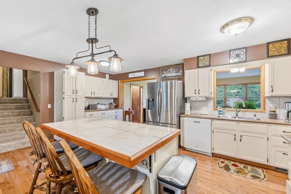 16786 NW 10th Benton KS 67017