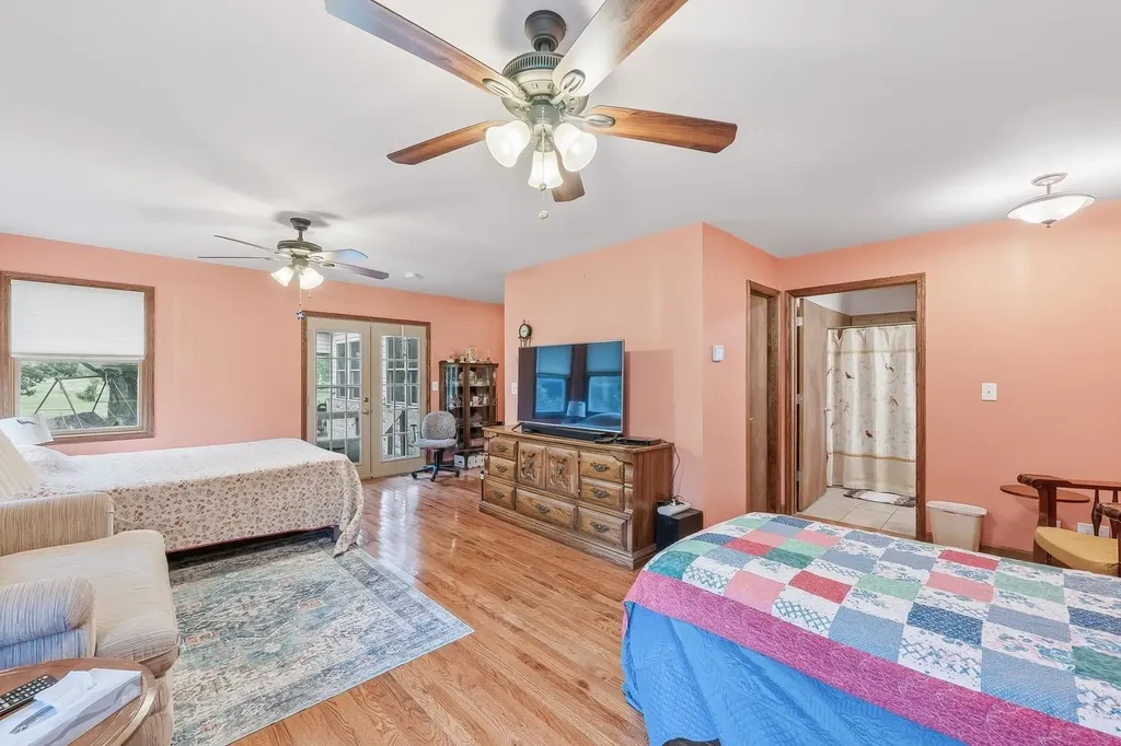 16786 NW 10th Benton KS 67017