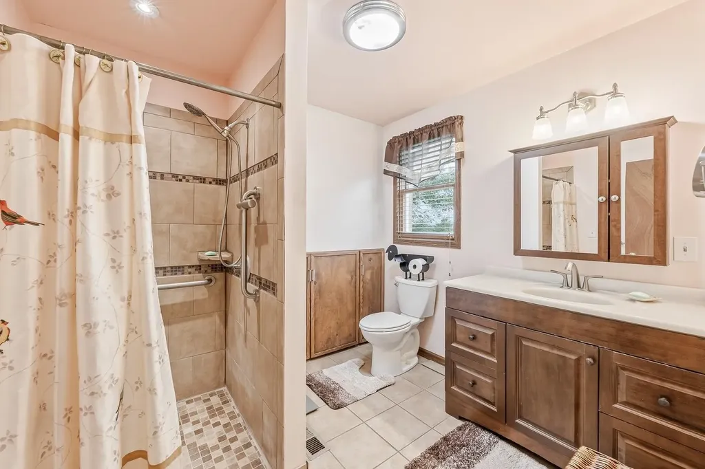 16786 NW 10th Benton KS 67017
