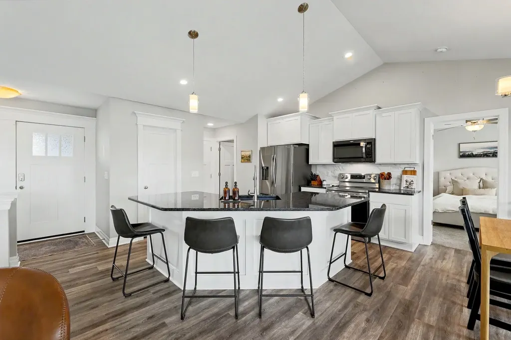 906 N Saint Andrew Goddard KS 67052