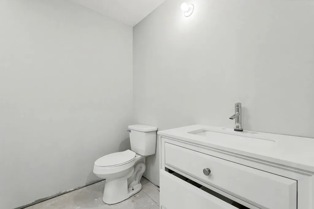 906 N Saint Andrew Goddard KS 67052