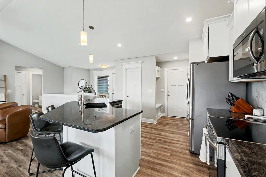 906 N Saint Andrew Goddard KS 67052