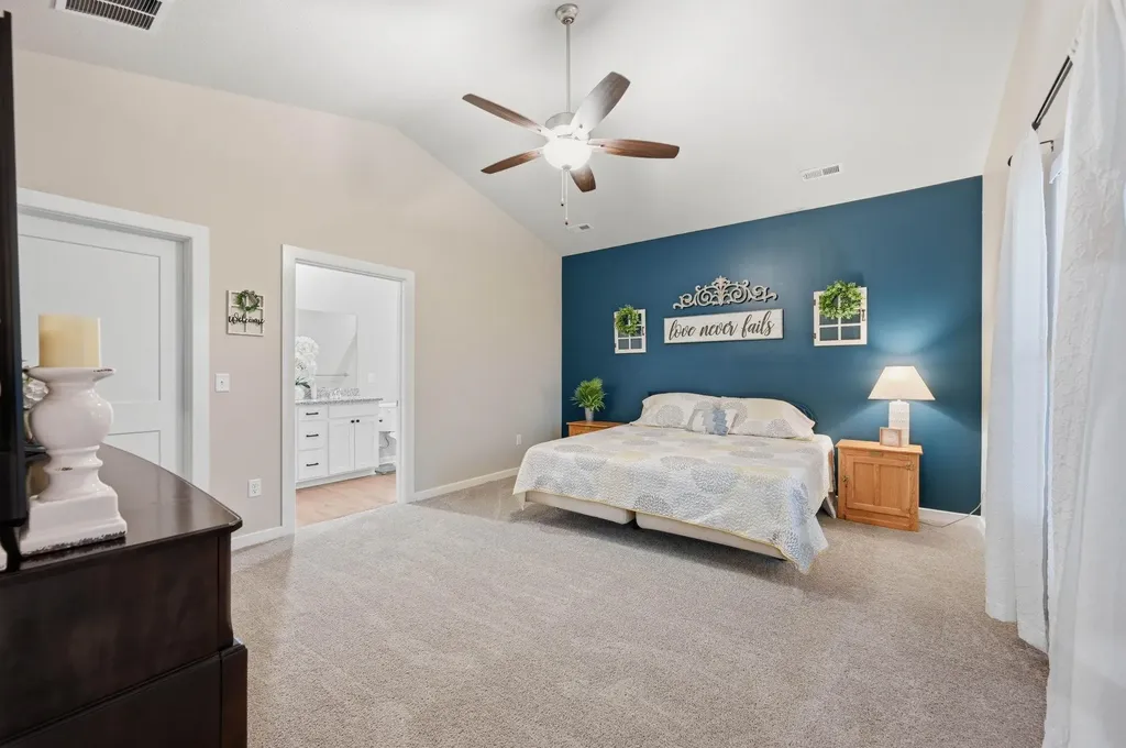 337 N Woodstone Street Derby KS 67037-7814