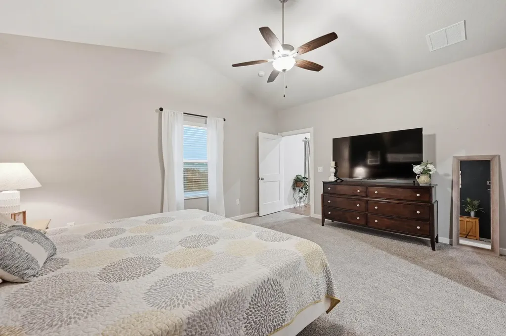 337 N Woodstone Street Derby KS 67037-7814