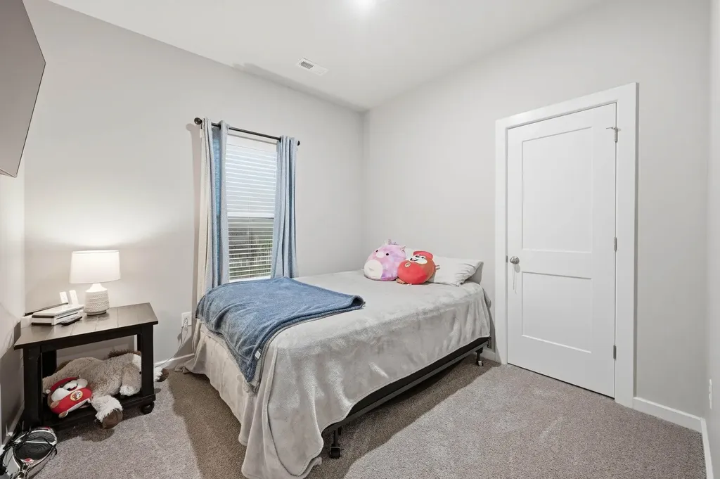 337 N Woodstone Street Derby KS 67037-7814