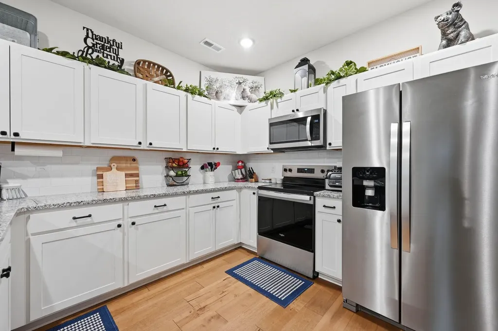 337 N Woodstone Street Derby KS 67037-7814