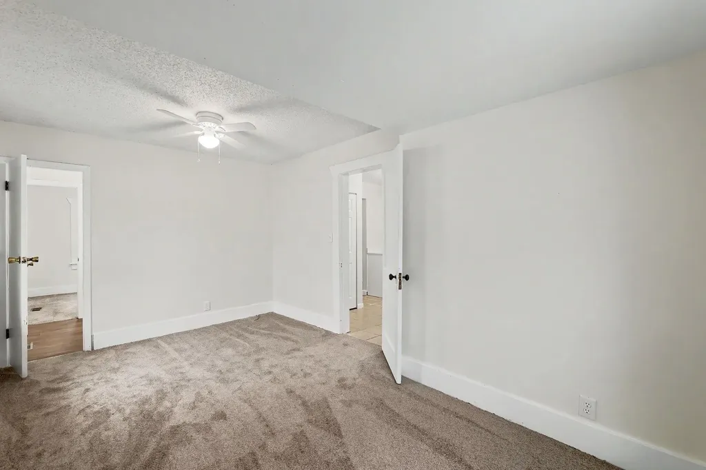 2328 W Maple Wichita KS 67213