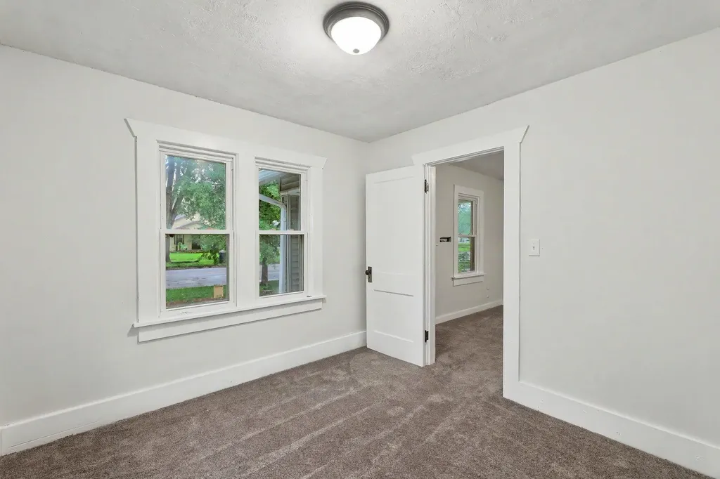 2328 W Maple Wichita KS 67213
