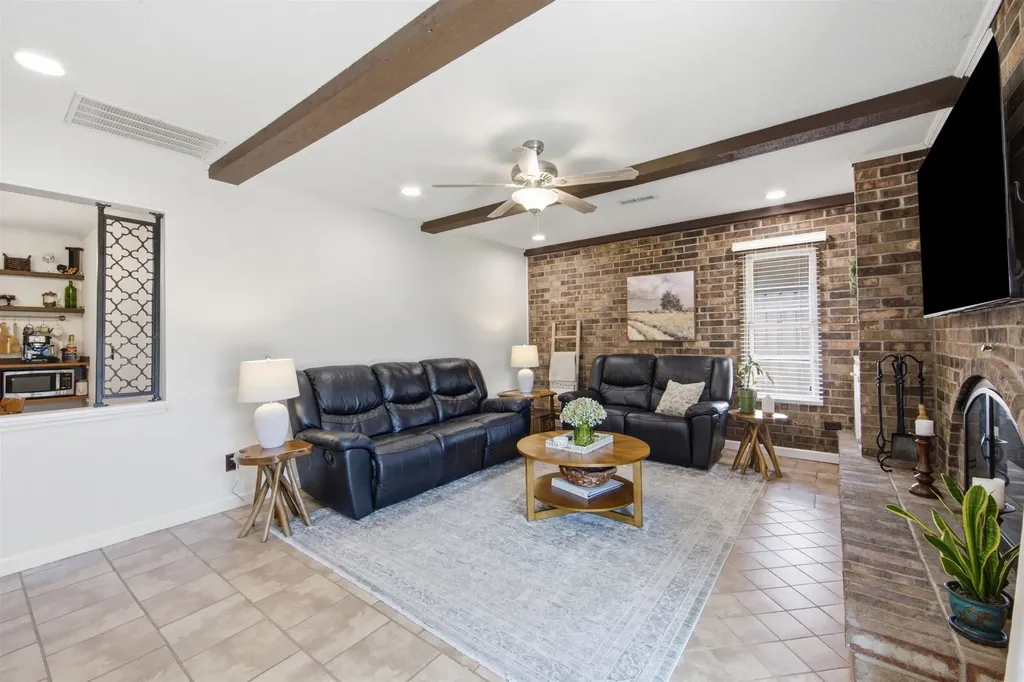 8401 E Lincoln Street Wichita KS 67207