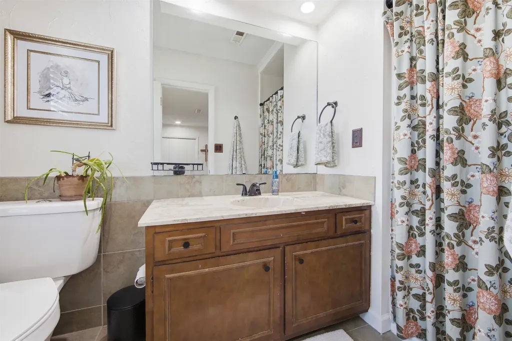 8401 E Lincoln Street Wichita KS 67207