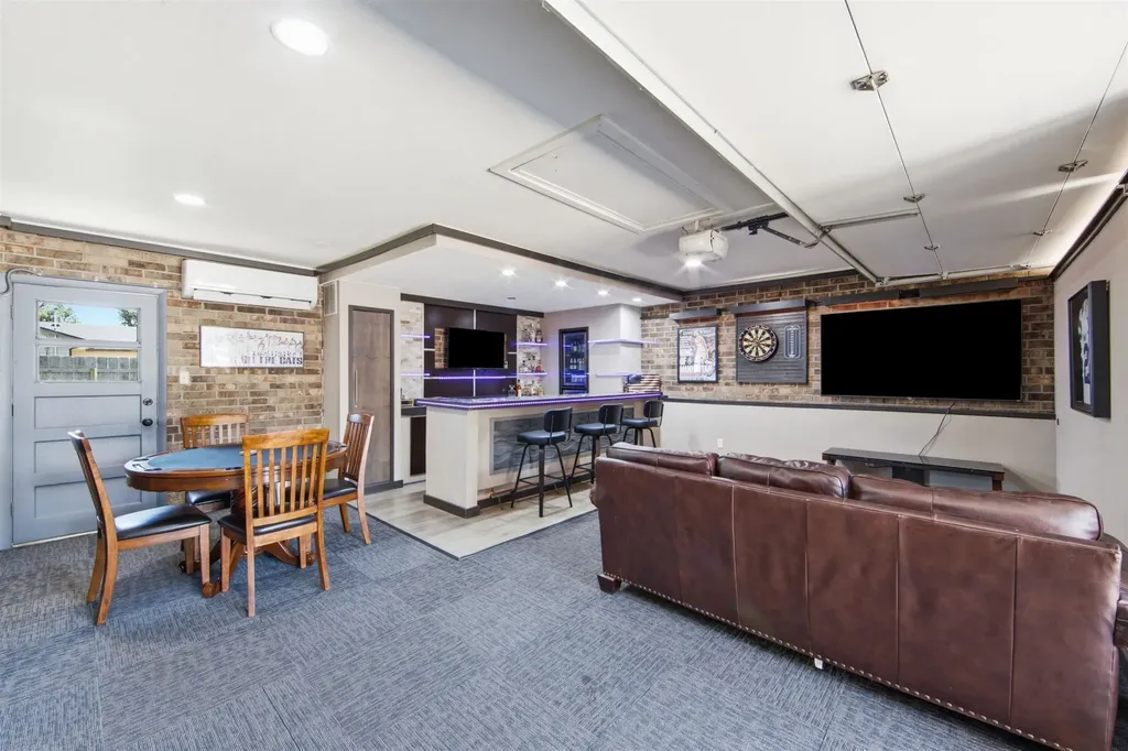 8401 E Lincoln Street Wichita KS 67207