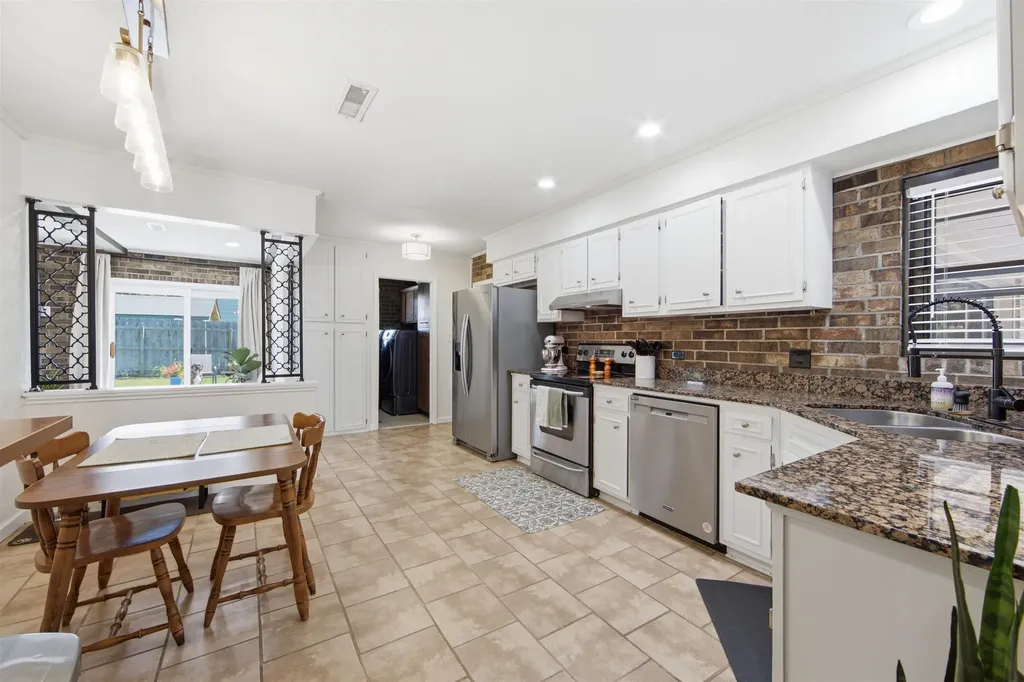 8401 E Lincoln Street Wichita KS 67207