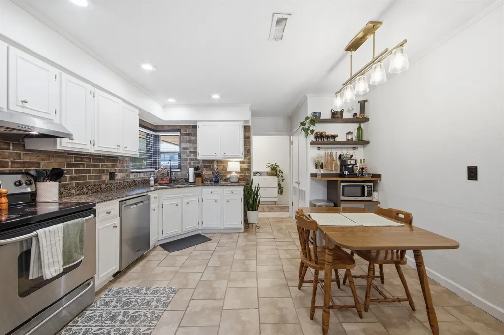 8401 E Lincoln Street Wichita KS 67207
