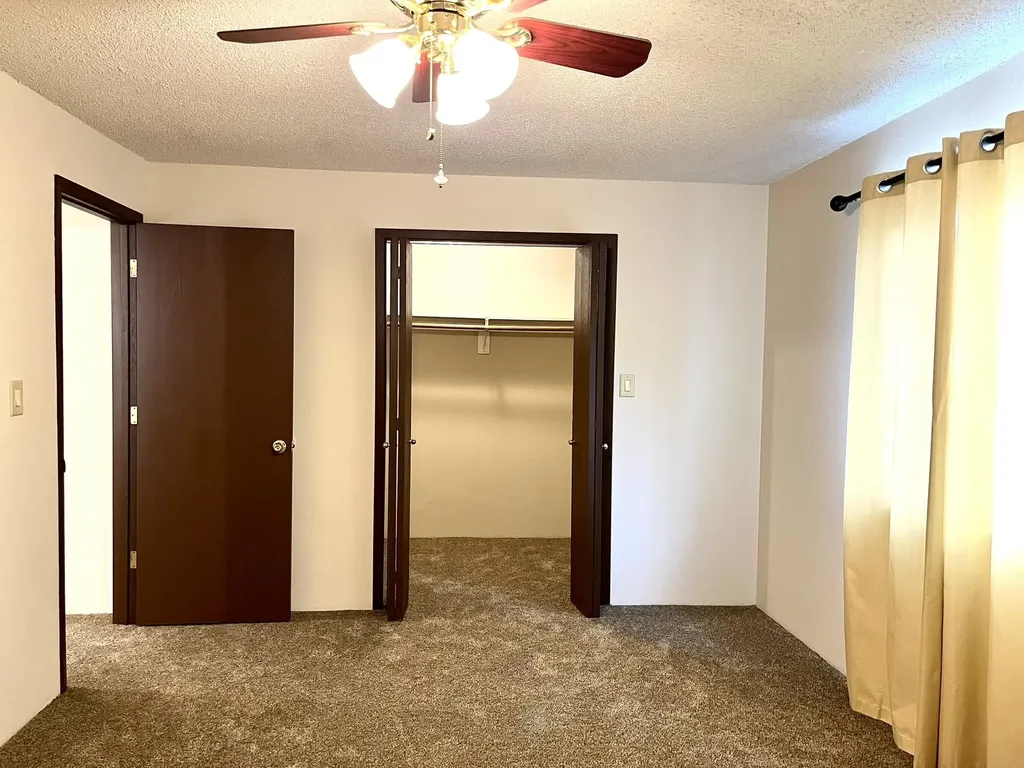 523 S Paula Wichita KS 67209