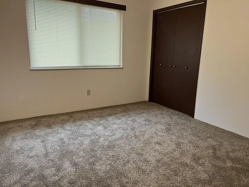 523 S Paula Wichita KS 67209