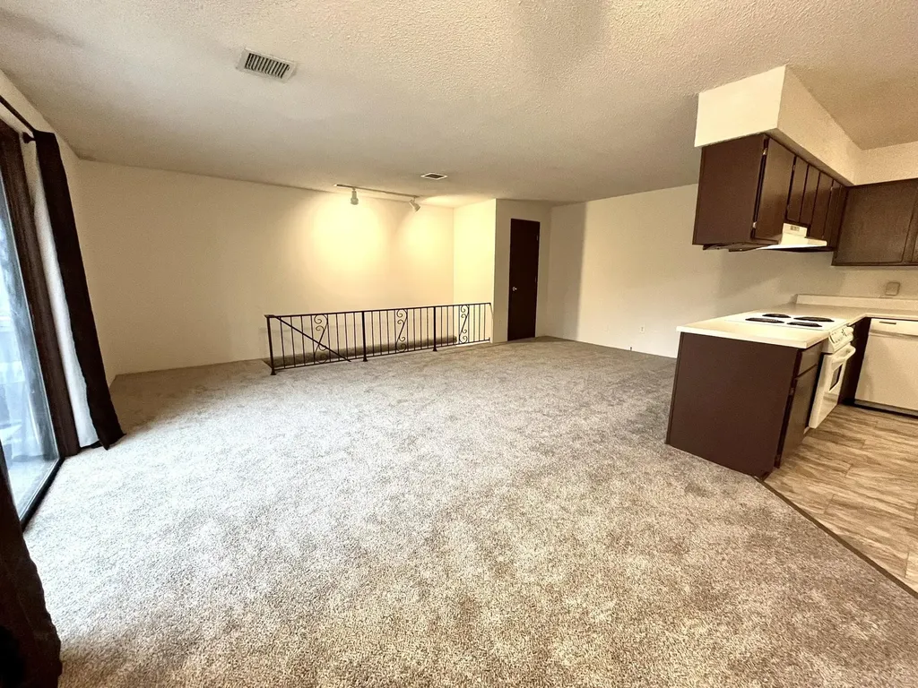 523 S Paula Wichita KS 67209
