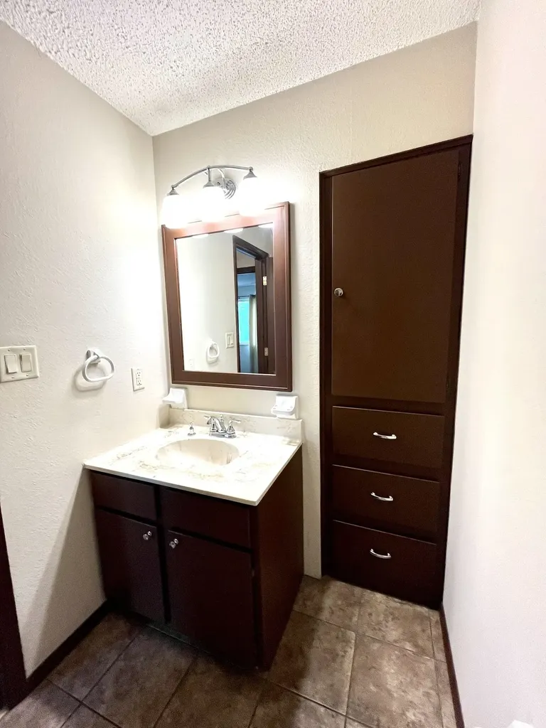 523 S Paula Wichita KS 67209