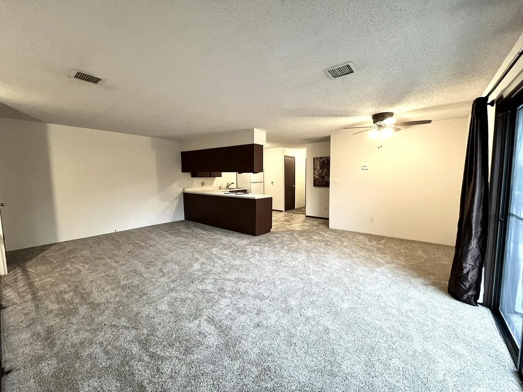 523 S Paula Wichita KS 67209