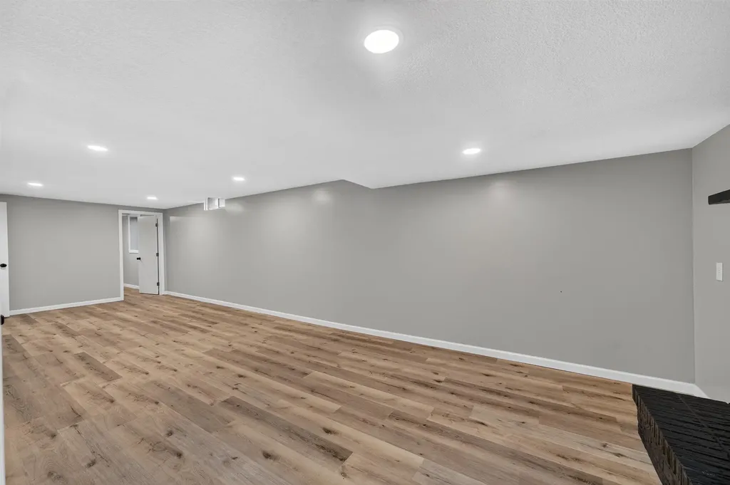 3321 S Kessler Avenue Wichita KS 67217