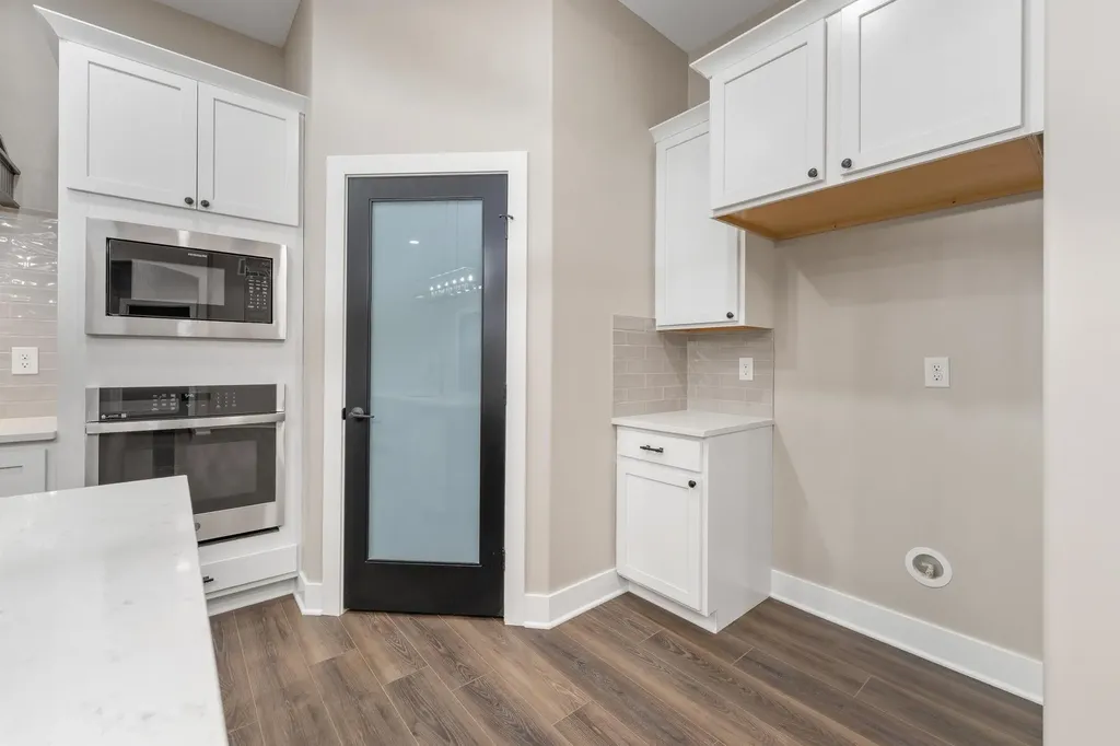 443 E Karla Haysville KS 67060