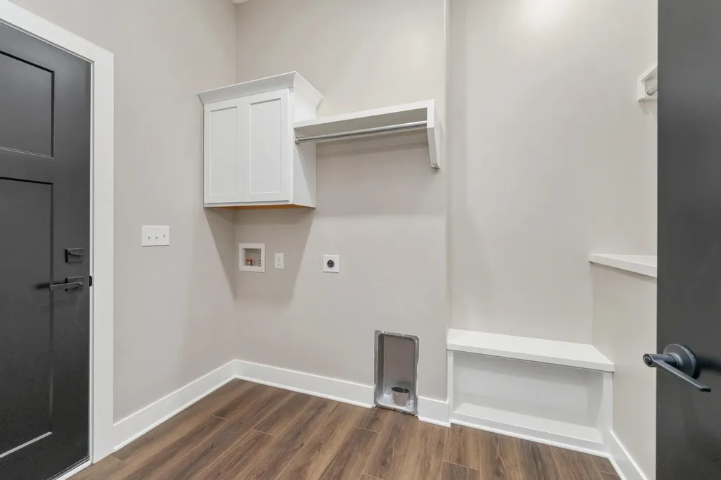 443 E Karla Haysville KS 67060