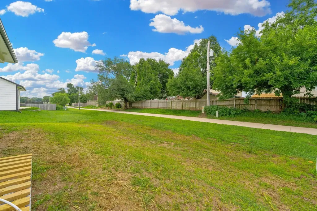443 E Karla Haysville KS 67060