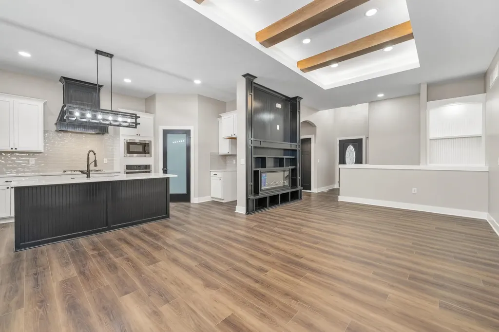 443 E Karla Haysville KS 67060