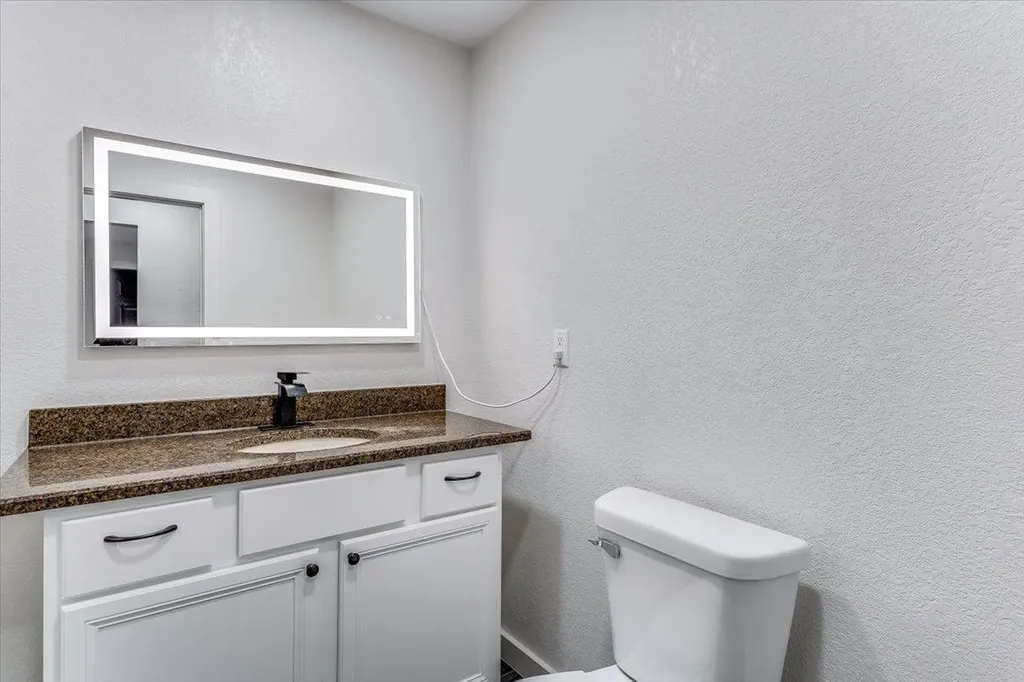 2969 S Davidson Street Wichita KS 67210-1403