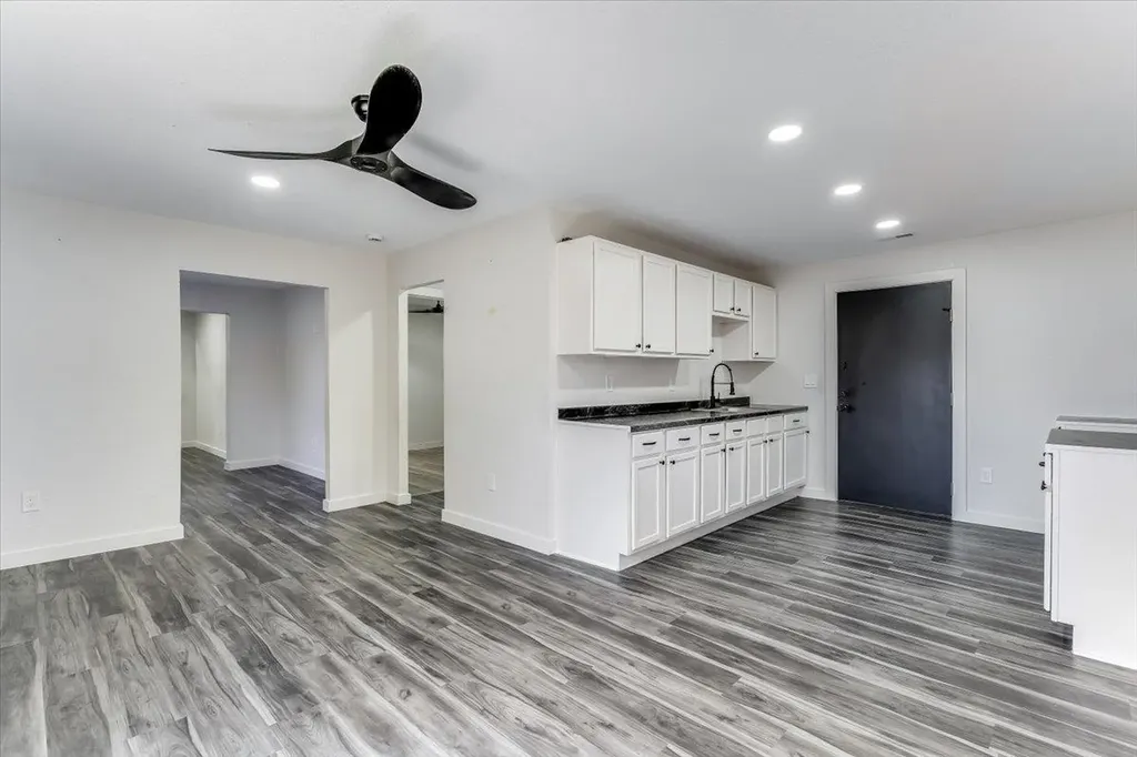 2969 S Davidson Street Wichita KS 67210-1403